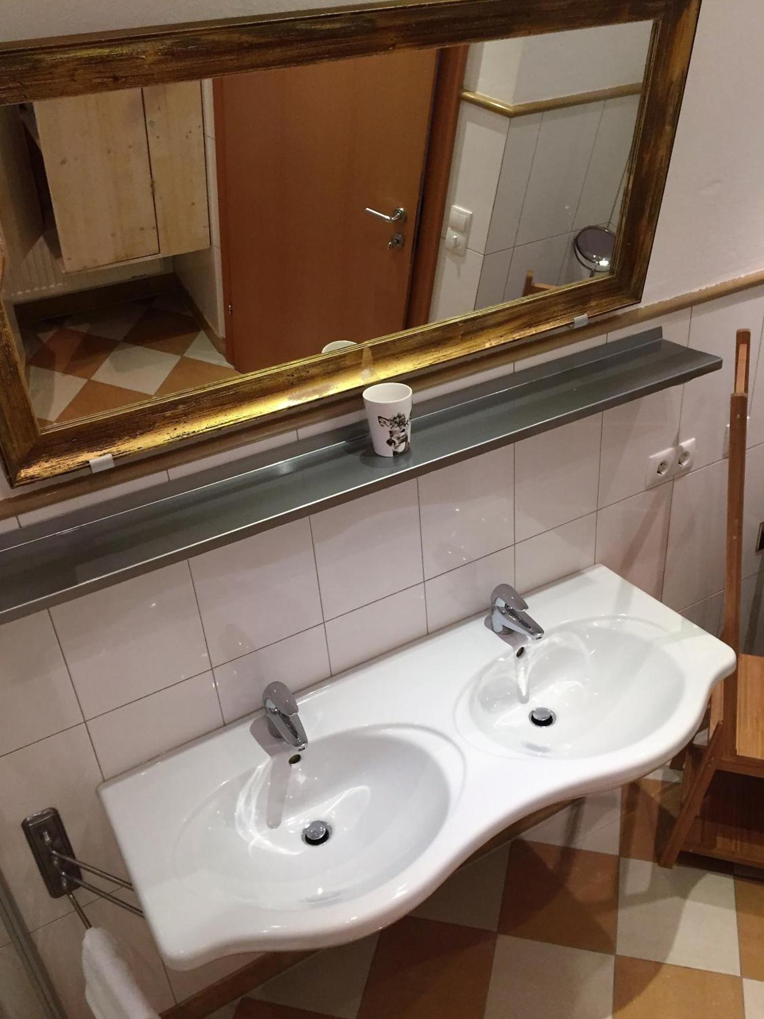 Ferienwohnungen Ellmer Flachau Szoba fotó